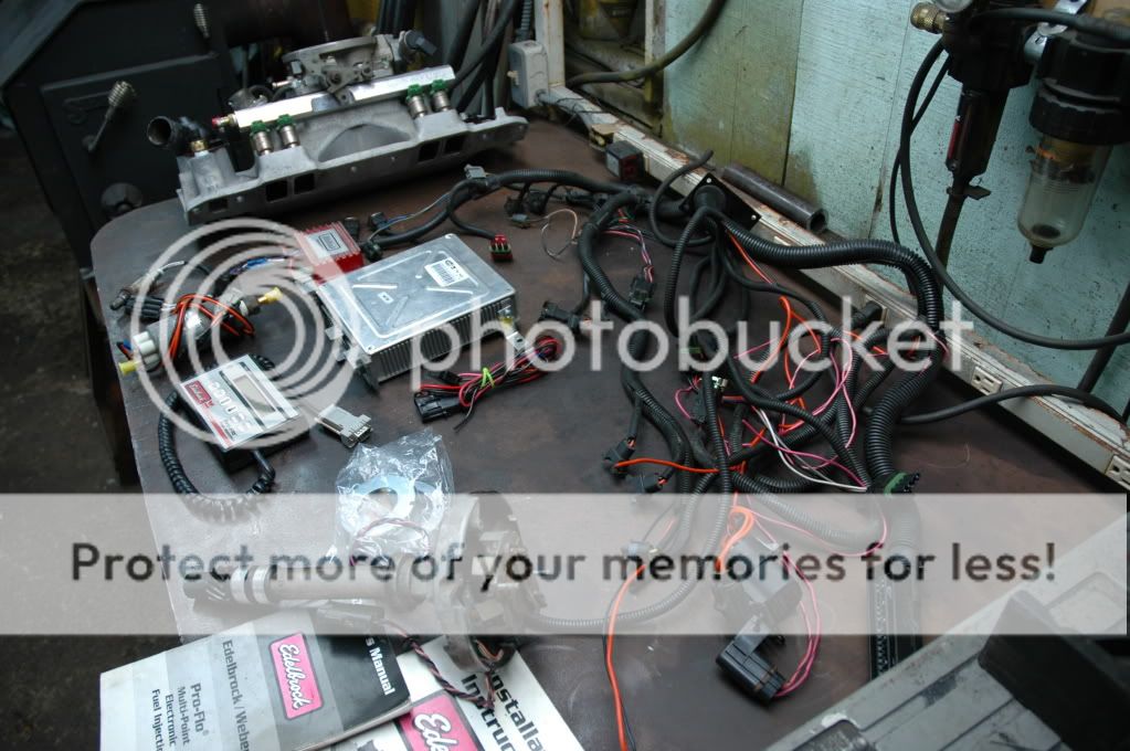 Edelbrock 3500 Performer RPM ProFlo Multi port EFI System. COMPLETE! Pirate 4x4